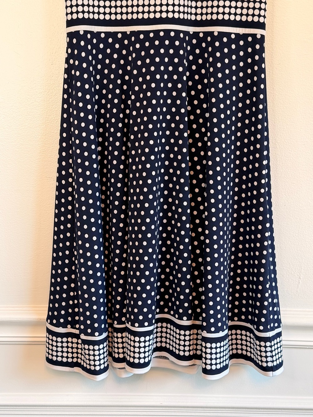 MICHAEL Michael Kors Navy and White Polka Dot Fit-and-Flare Dress Womenβs XS - Picture 4 of 10